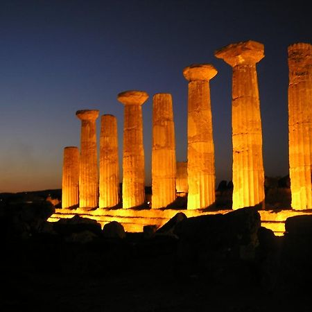 Sicily Suite ปอร์โต เอมเปโดเกล ภายนอก รูปภาพ